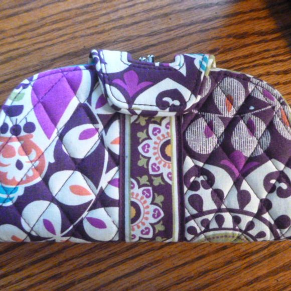 Vera Bradley Accessories - Vera Bradley Multi compartment Wallet, NWOT